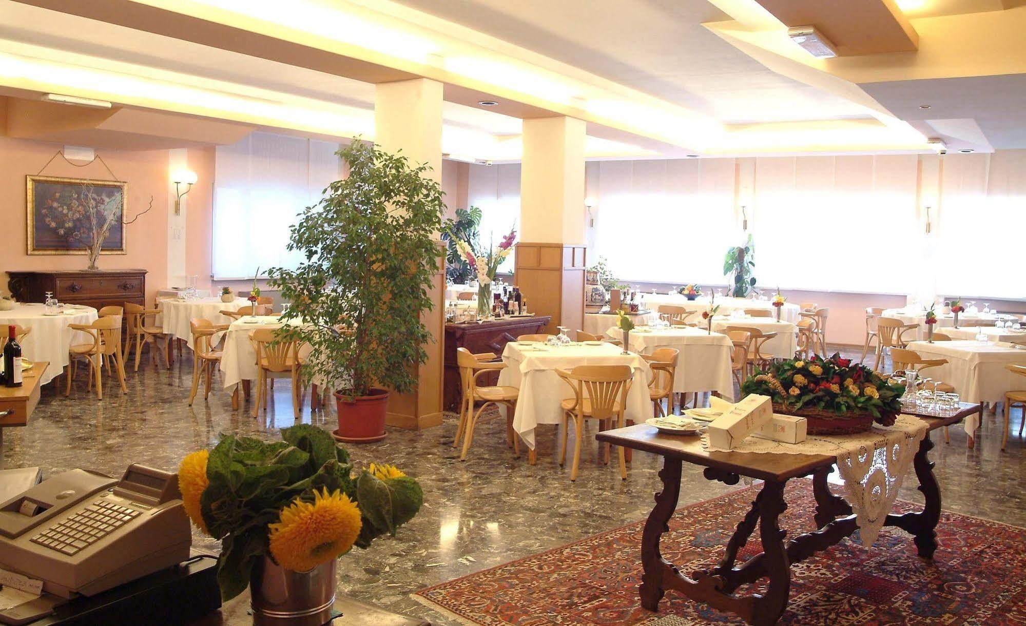 Locanda Alle Officine Buttrio Dış mekan fotoğraf